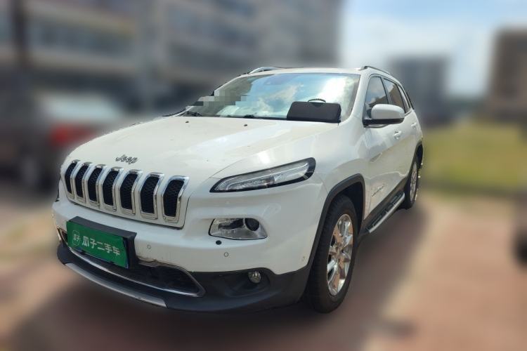 Used Jeep Cherokee 2016 2.4L All-in-One Edition Guazi used car, China used car export, Used car for sale, Used cars, Cheapest cars for sale