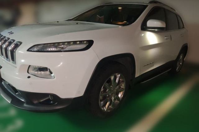 Used Jeep Cherokee 2016 2.4L Superior Edition