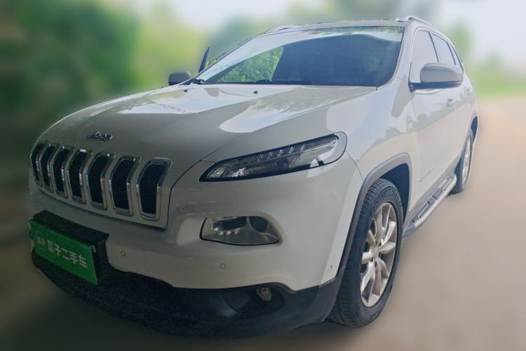 Used Jeep Cherokee 2016 2.4L Leading Edition Guazi used car, China used car export, Used car for sale, Used cars, Cheapest cars for sale