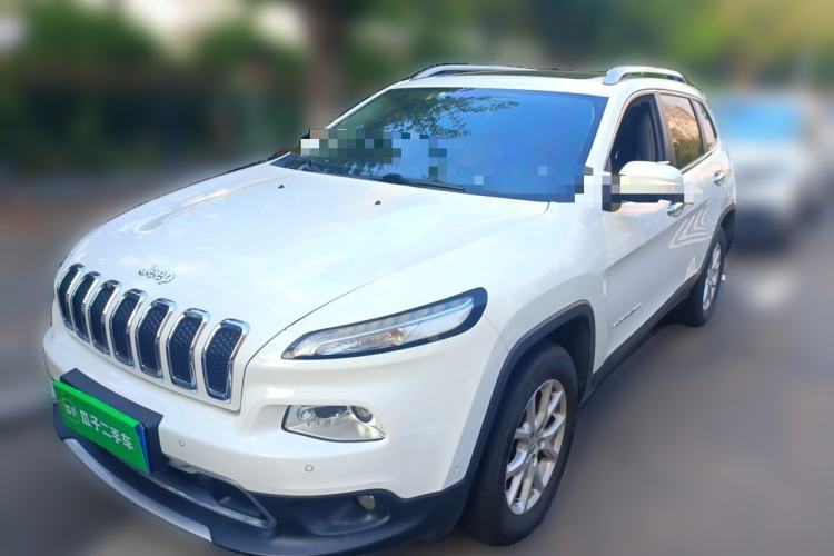 Used Jeep Cherokee 2016 2.4L Professional Edition Guazi used car, China used car export, Used car for sale, Used  cars, Cheapest cars for sale