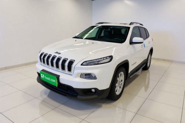 Used Jeep Cherokee 2016 2.0L Superior Edition