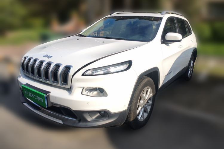 Jeep Cherokee 2016 2.4L Professional Edition с пробегом Guazi used car, China used car export, Used car for sale, Used cars, Cheapest cars for sale