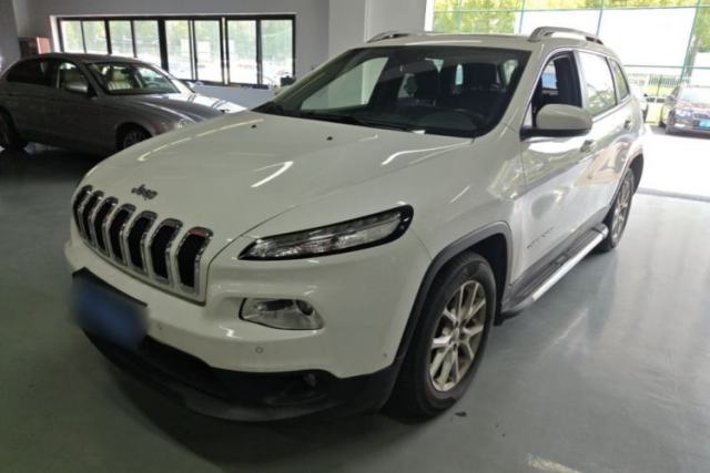 Used Jeep Cherokee 2016 2.4L Leading Edition