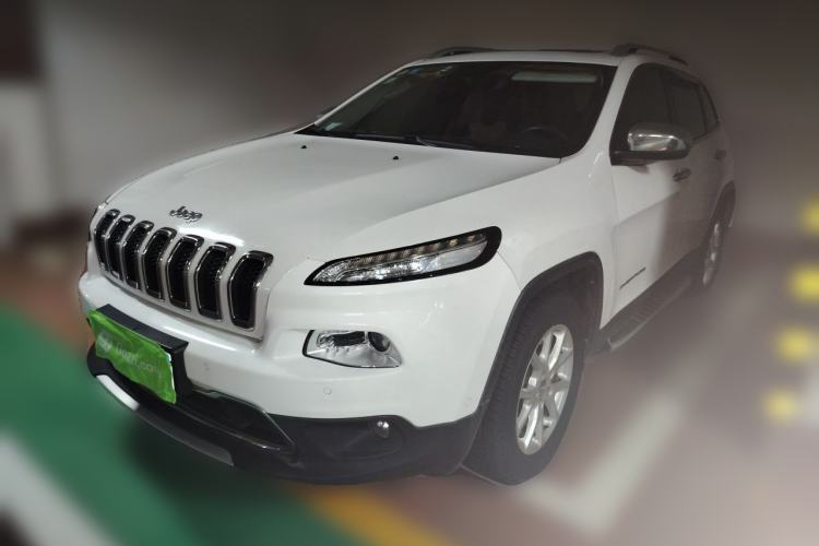 Used Jeep Cherokee 2016 2.4L Professional Smart Version Guazi used car, China used car export, Used car for sale, Used cars, Cheapest cars for sale