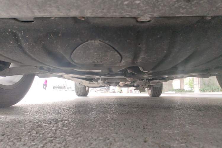 Used Jeep Cherokee 2016 2.4L Leading Smart Version Chassis Front