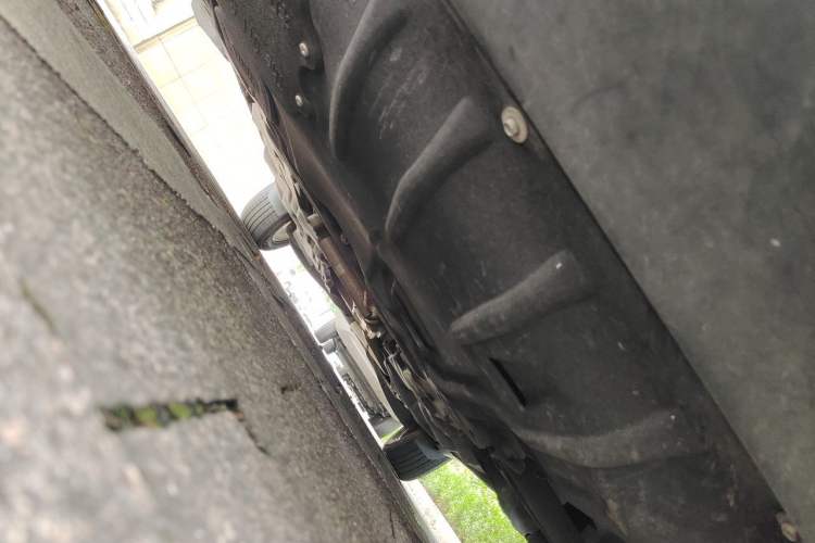 Used Jeep Cherokee 2016 2.0L Smart Version Chassis Front
