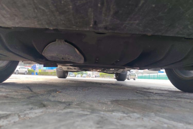 Used Jeep Cherokee 2016 2.4L Leading Smart Version Chassis Front