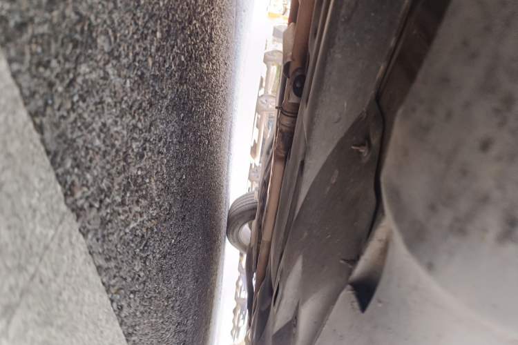 Used Jeep Cherokee 2016 2.0L Superior Edition Chassis Front Left