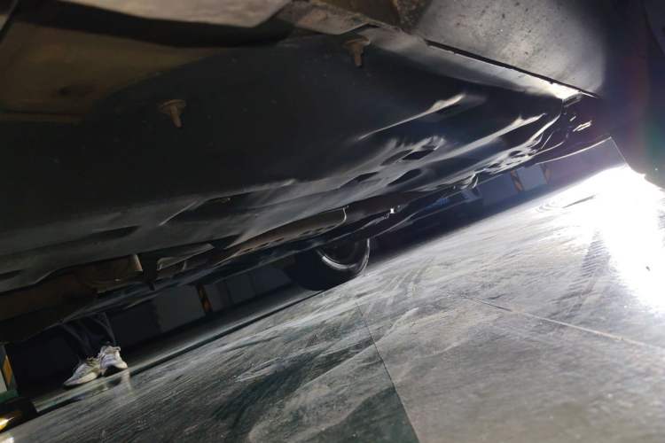 Used Jeep Cherokee 2016 2.4L Leading Edition Chassis Front Left