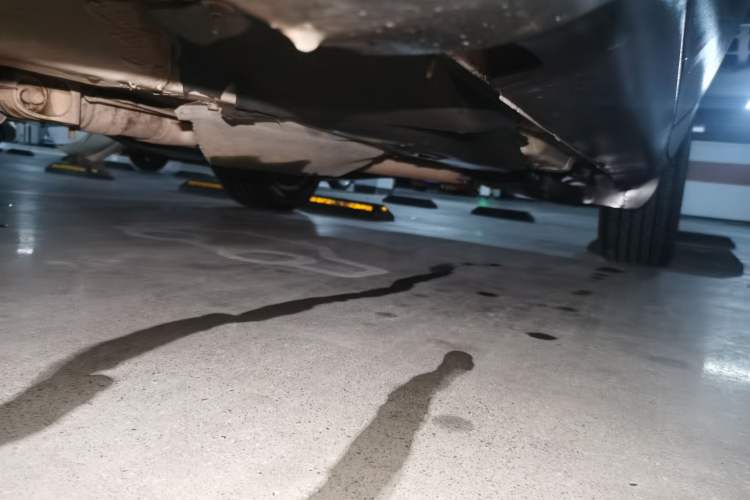Used Jeep Cherokee 2016 2.0L Superior Edition Chassis Front Left