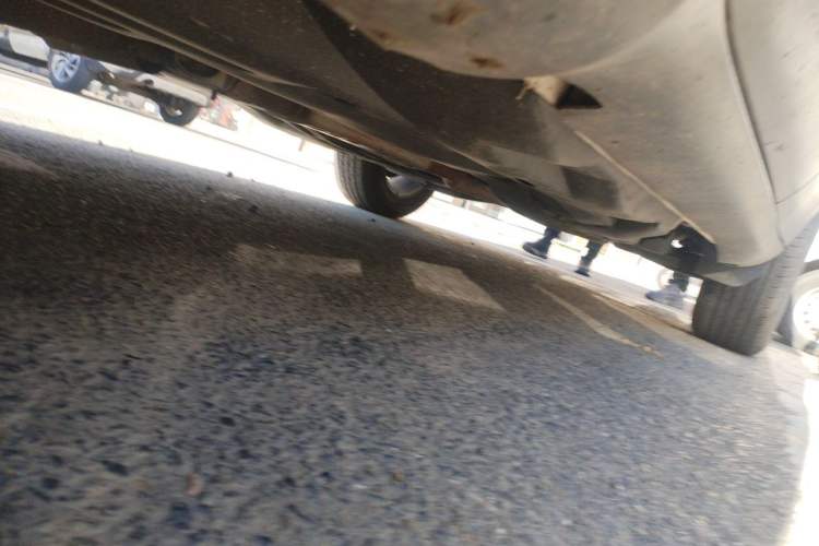 Used Jeep Cherokee 2016 2.4L Professional Edition Chassis Front Left