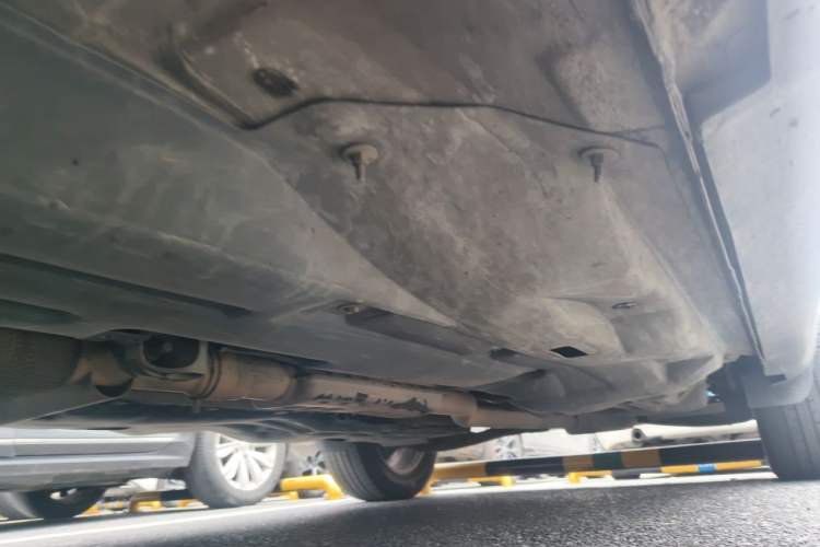 Used Jeep Cherokee 2016 2.4L All-in-One Edition Chassis Front Left