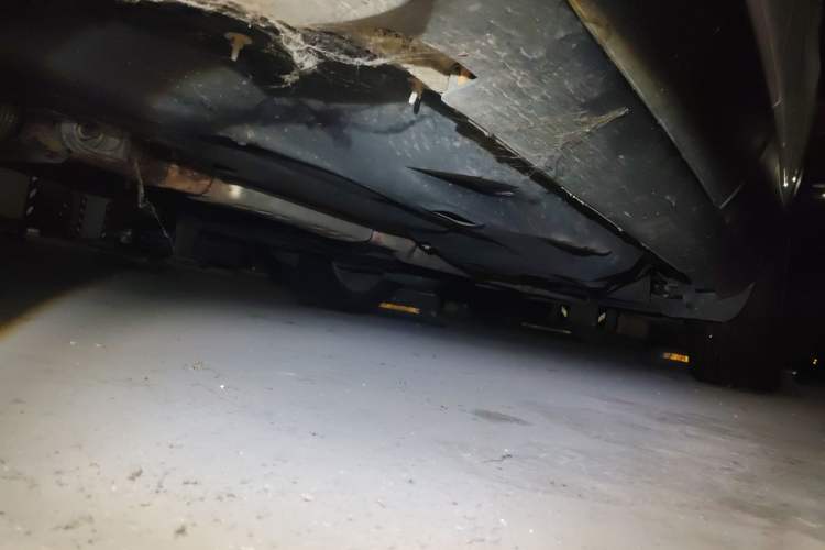 Used Jeep Cherokee 2016 2.4L Professional Smart Version Chassis Front Left