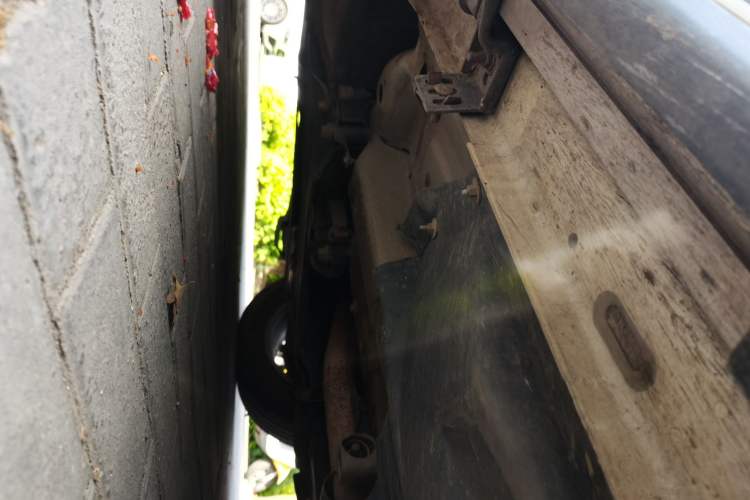 Used Jeep Cherokee 2016 2.0L Superior Edition Chassis Front Left