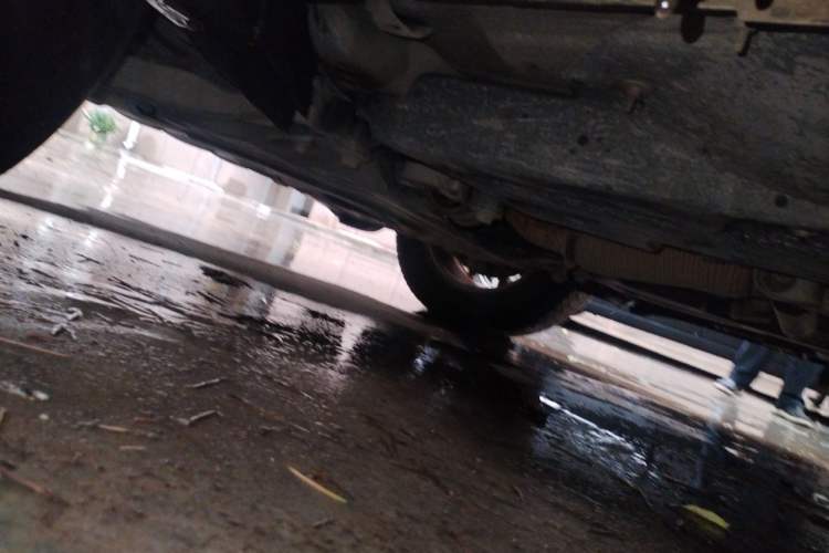 Used Jeep Cherokee 2016 2.4L Professional Edition Chassis Front Left