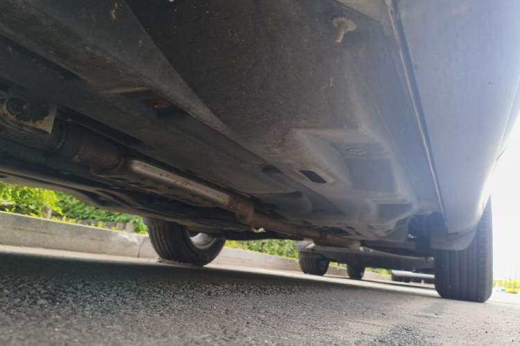 Used Jeep Cherokee 2016 2.4L Professional Smart Version Chassis Front Left