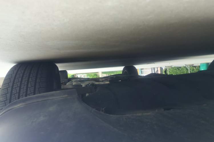Used Jeep Cherokee 2016 2.4L Leading Edition Chassis Front Left