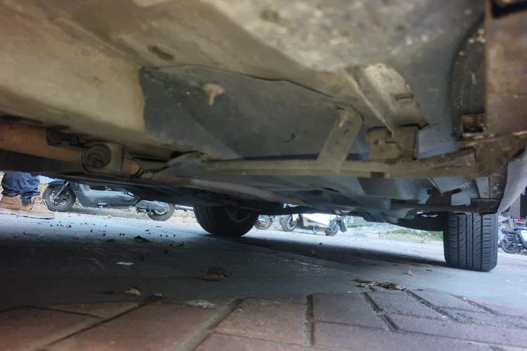 Used Jeep Cherokee 2016 2.0L Superior Edition Chassis Front Left