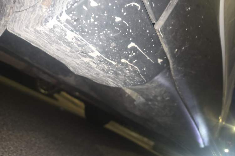 Used Jeep Cherokee 2016 2.4L Professional Edition Chassis Front Left