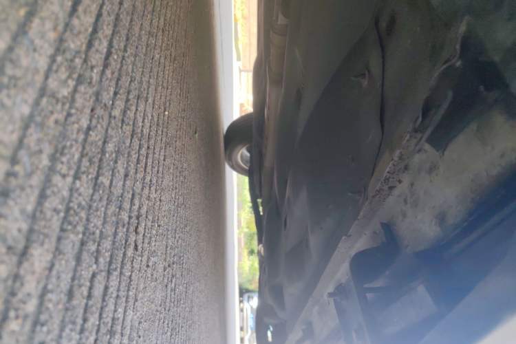 Used Jeep Cherokee 2016 2.0L Superior Edition Chassis Front Left