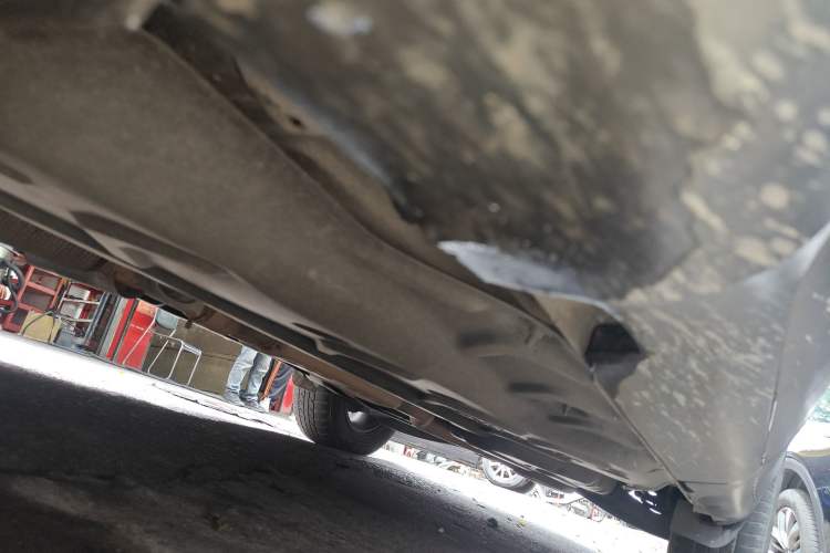 Used Jeep Cherokee 2016 2.4L Professional Smart Version Chassis Front Left