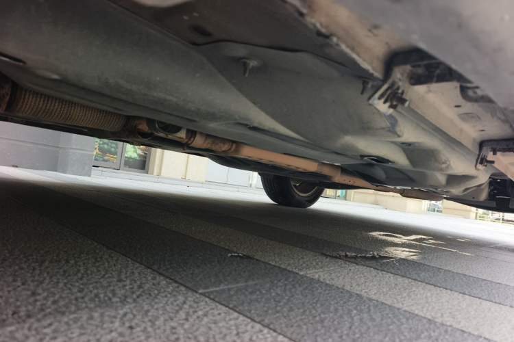 Used Jeep Cherokee 2016 2.4L All-in-One Edition Chassis Front Left