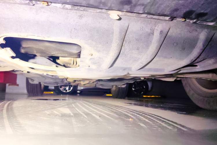 Used Jeep Cherokee 2016 2.4L Professional Edition Chassis Front