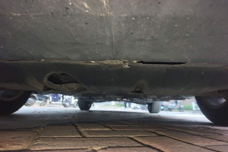 Used Jeep Cherokee 2016 2.0L Superior Edition Chassis Front