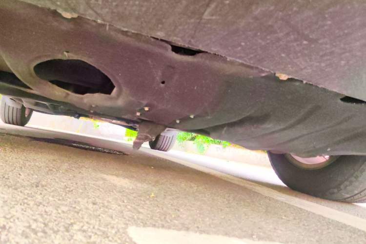 Used Jeep Cherokee 2016 2.4L Leading Smart Version Chassis Front