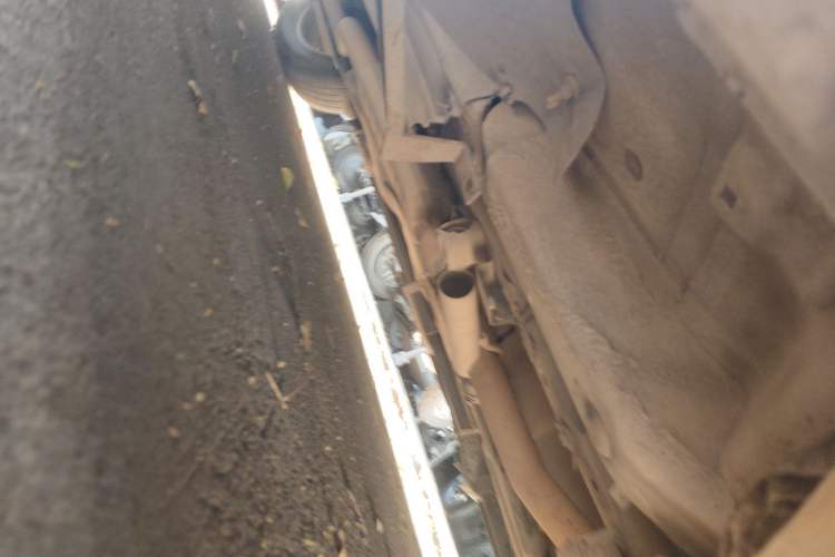 Used Jeep Cherokee 2016 2.0L Superior Edition Chassis Front Right