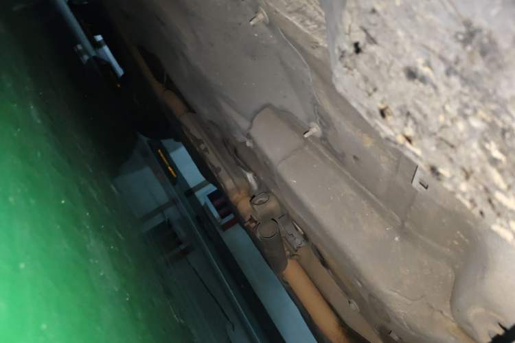 Used Jeep Cherokee 2016 2.0L Superior Edition Chassis Front Right