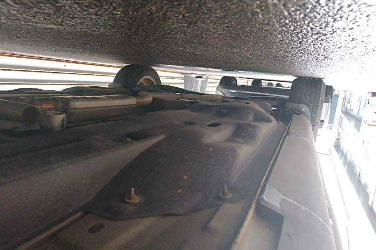 Used Jeep Cherokee 2016 2.4L Leading Edition Chassis Front Right