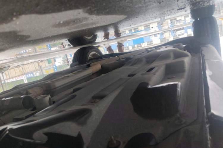 Used Jeep Cherokee 2016 2.4L Leading Edition Chassis Front Right
