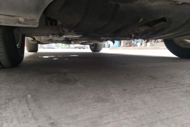 Used Jeep Cherokee 2016 2.4L Professional Smart Version Chassis Front Right