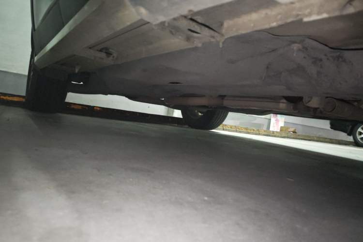Used Jeep Cherokee 2016 2.4L Professional Edition Chassis Front Right