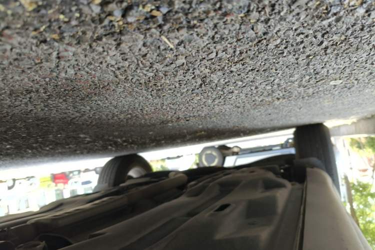 Used Jeep Cherokee 2016 2.4L Professional Edition Chassis Front Right