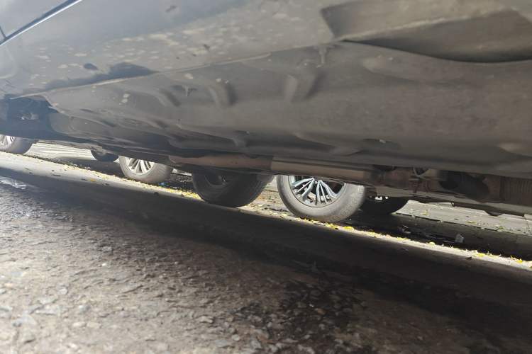 Used Jeep Cherokee 2016 2.4L Professional Smart Version Chassis Front Right