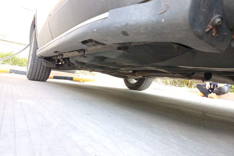 Used Jeep Cherokee 2016 2.4L Leading Edition Chassis Front Right