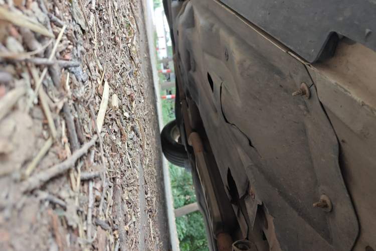 Used Jeep Cherokee 2016 2.0L Smart Version Chassis Front Right