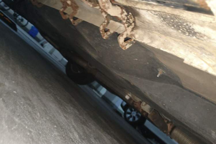 Used Jeep Cherokee 2016 2.4L Professional Smart Version Chassis Front Right