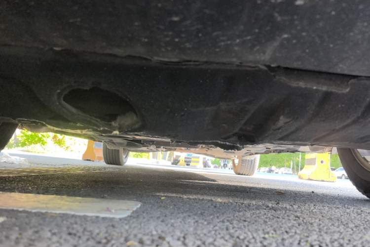 Used Jeep Cherokee 2016 2.0L Superior Edition Chassis Front