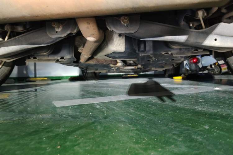 Used Jeep Cherokee 2016 2.4L Leading Edition Chassis Rear