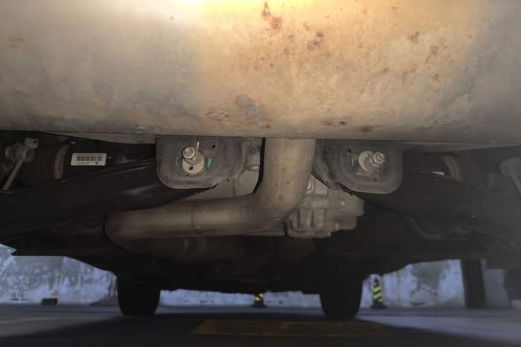 Used Jeep Cherokee 2016 2.4L Professional Smart Version Chassis Rear