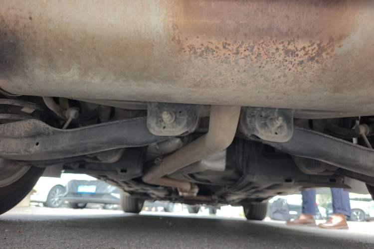 Used Jeep Cherokee 2016 2.4L Leading Edition Chassis Rear