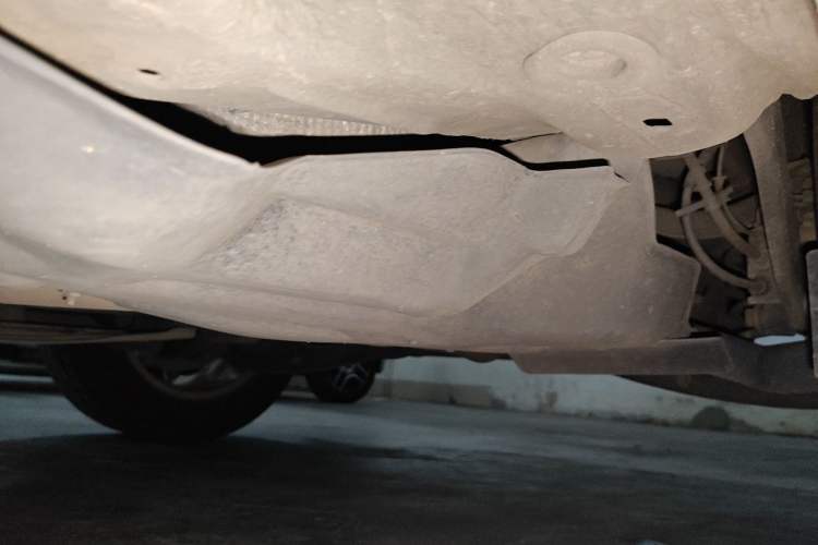 Used Jeep Cherokee 2016 2.0L Superior Edition Chassis Rear Left