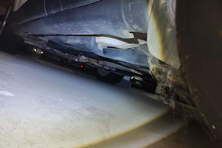 Used Jeep Cherokee 2016 2.4L Professional Smart Version Chassis Rear Left