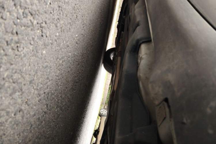 Used Jeep Cherokee 2016 2.0L Superior Edition Chassis Rear Left