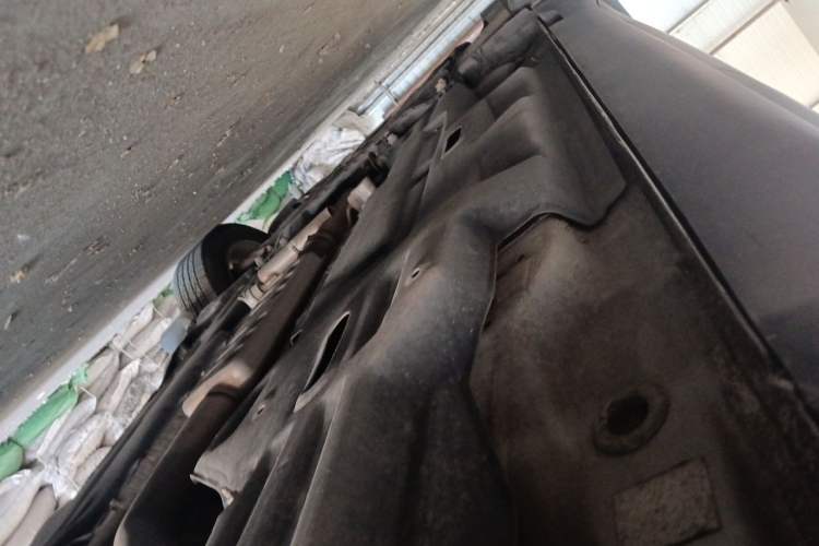 Used Jeep Cherokee 2016 2.0L Superior Edition Chassis Rear Left