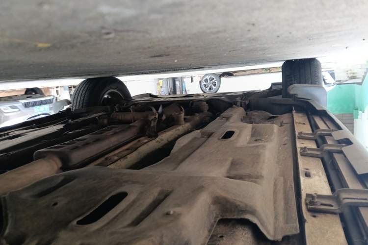 Used Jeep Cherokee 2016 2.4L Professional Smart Version Chassis Rear Left
