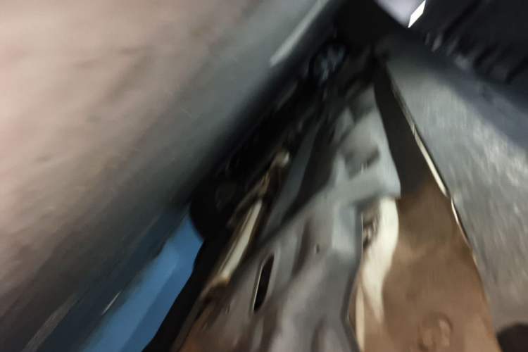 Used Jeep Cherokee 2016 2.4L Superior Edition Chassis Rear Left